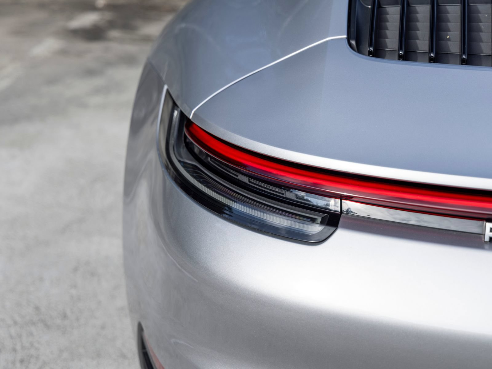 Certified 2020 Porsche 911 Carrera S RWD image 21