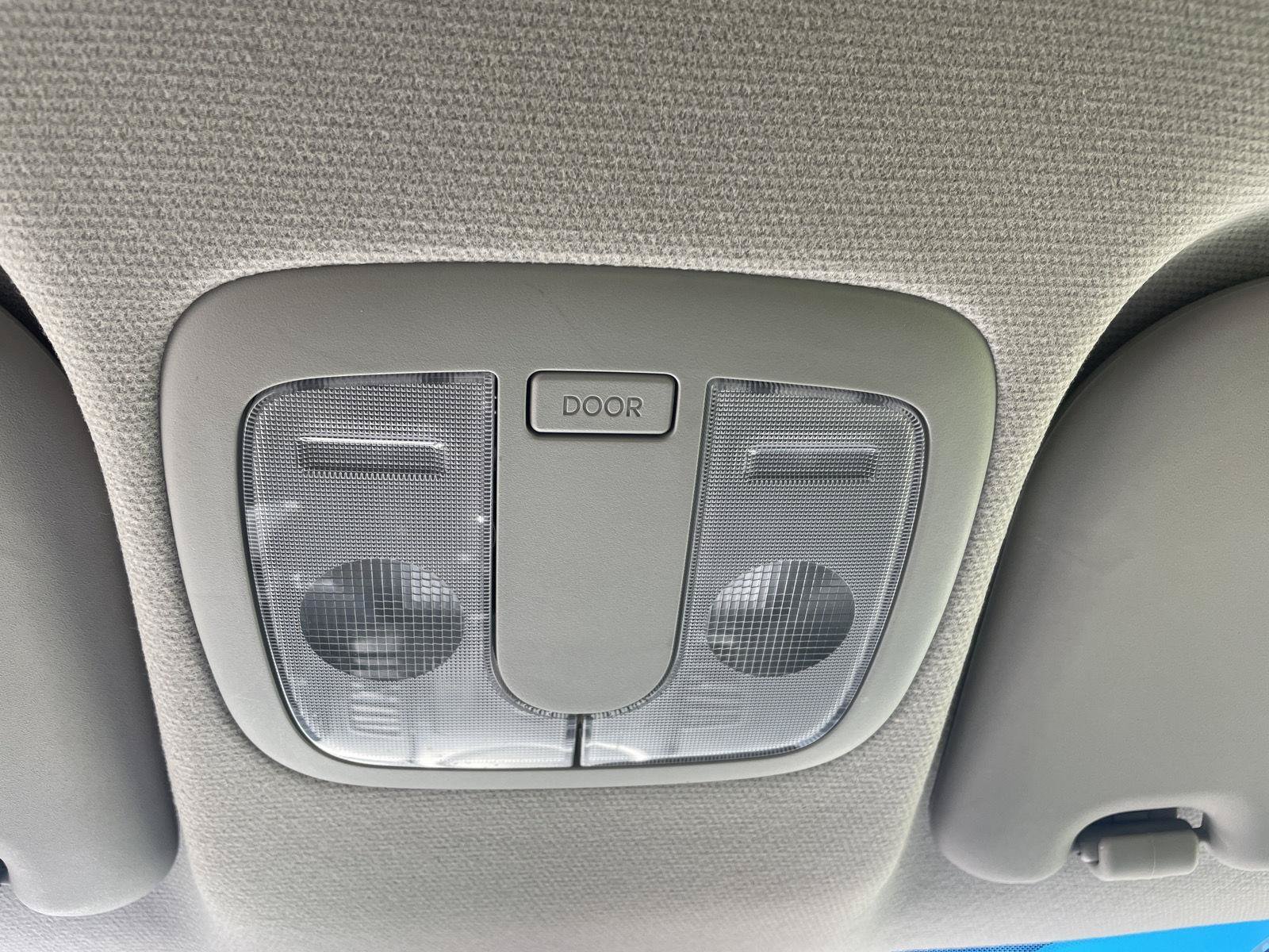 Used 2012 Kia Soul + FWD image 3