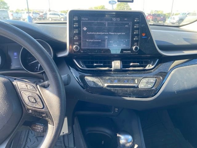 Used 2020 Toyota C-HR LE FWD image 12