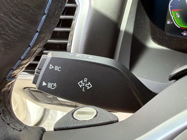 Used 2022 BMW ALPINA B8 xDrive Gran Coupe w/ Driving Assistance Package 2 image 33