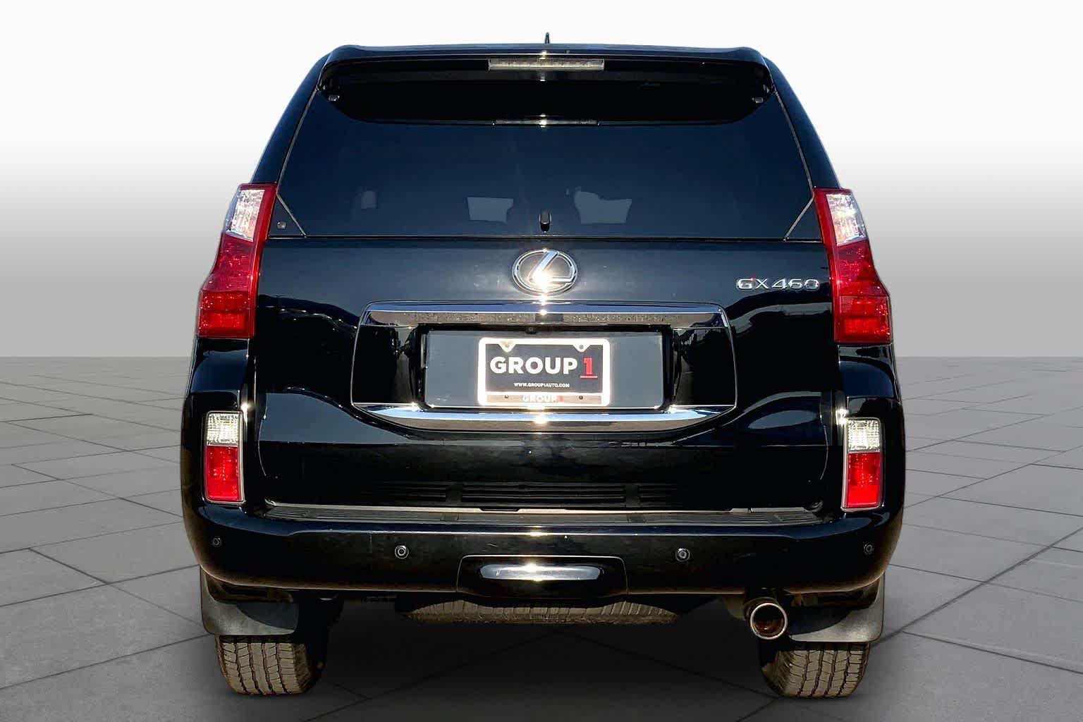 Used 2011 Lexus GX 460 w/ Comfort Plus Pkg AWD/4WD image 4