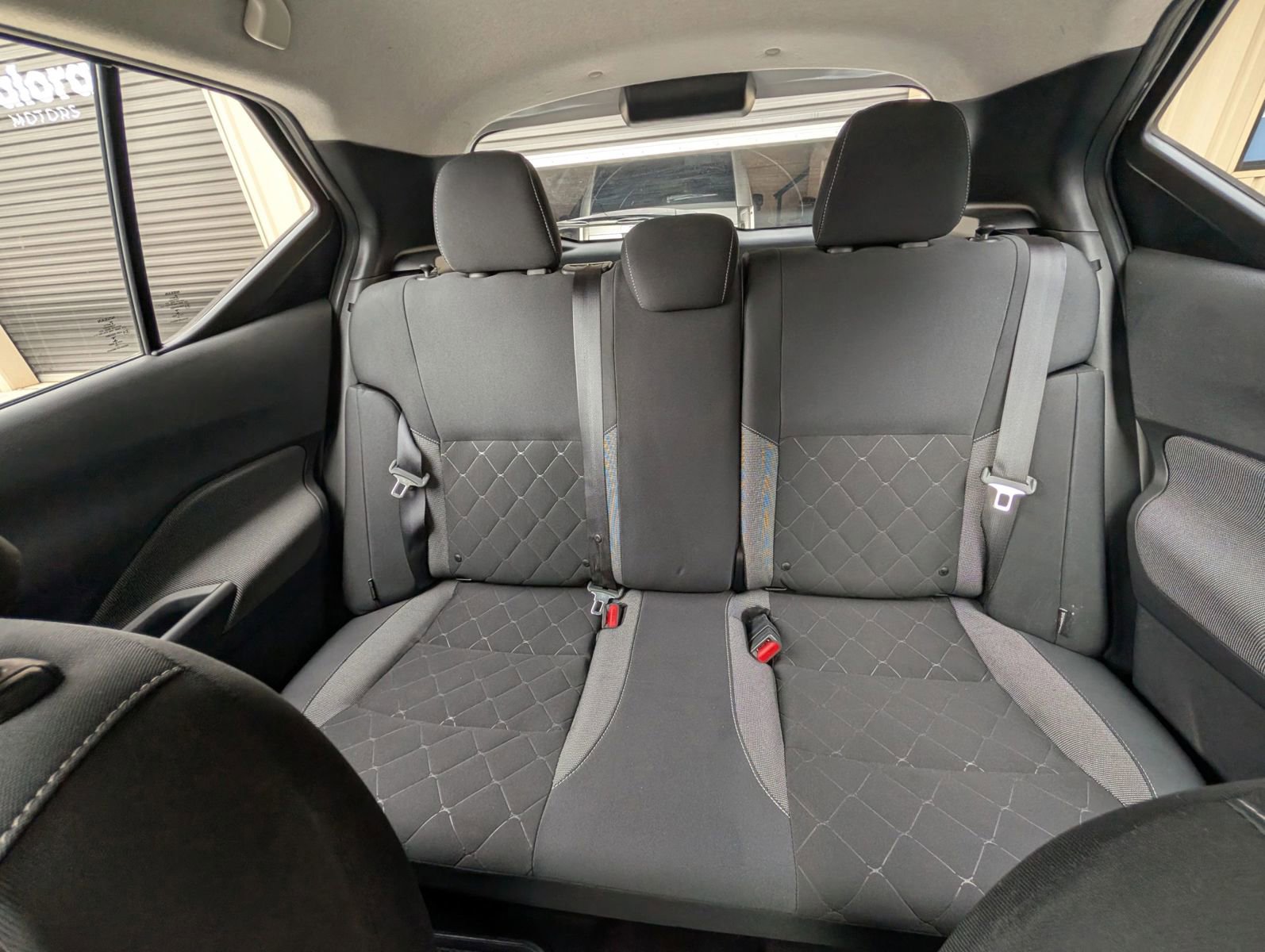 Used 2020 Nissan Kicks S image 6