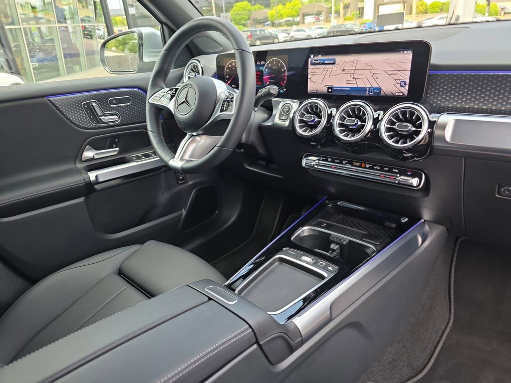 Certified 2026 Mercedes-Benz GLB 250 4MATIC image 18