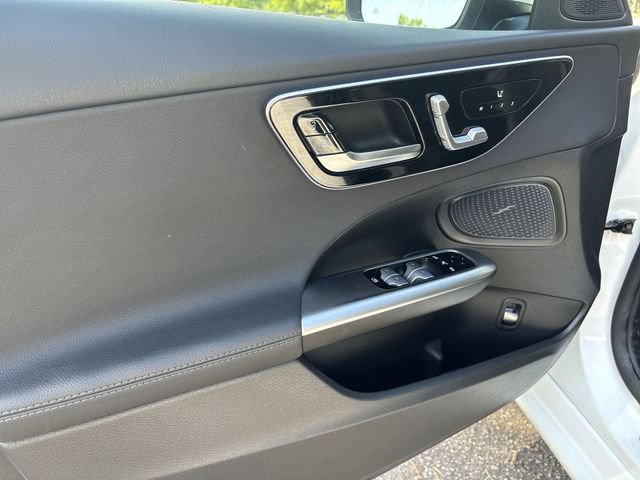 Used 2025 Mercedes-Benz C 300 4MATIC Sedan image 13