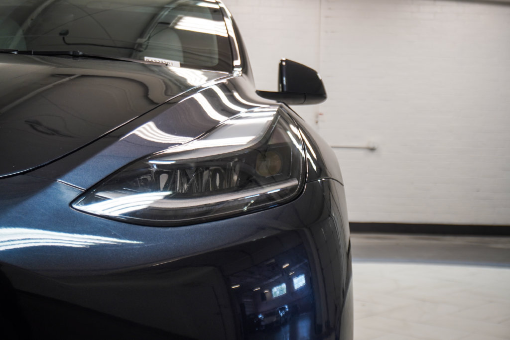 Used 2024 Tesla Model Y Long Range AWD/4WD image 31