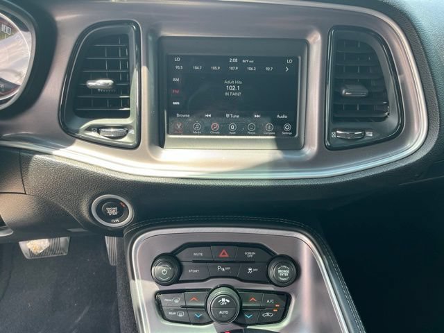 Used 2022 Dodge Challenger GT RWD image 21