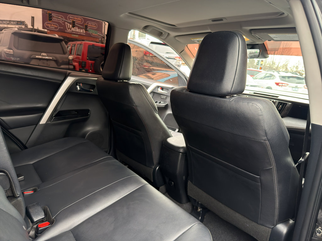 Used 2017 Toyota RAV4 Limited image 14
