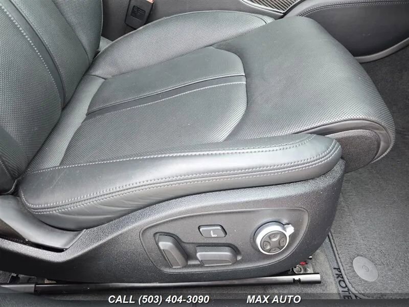 Used 2015 Audi RS 7 Prestige w/ Dynamic Package image 25