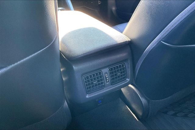 Used 2024 Toyota Camry XLE w/ Navigation Package image 10