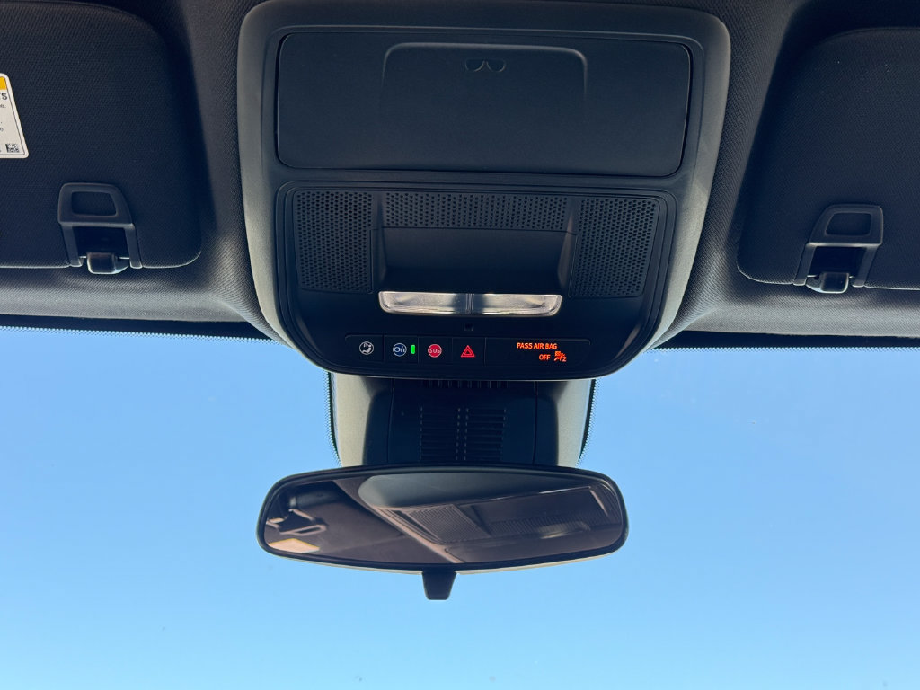 New 2027 Chevrolet Equinox LT w/ Convenience Package II FWD image 13