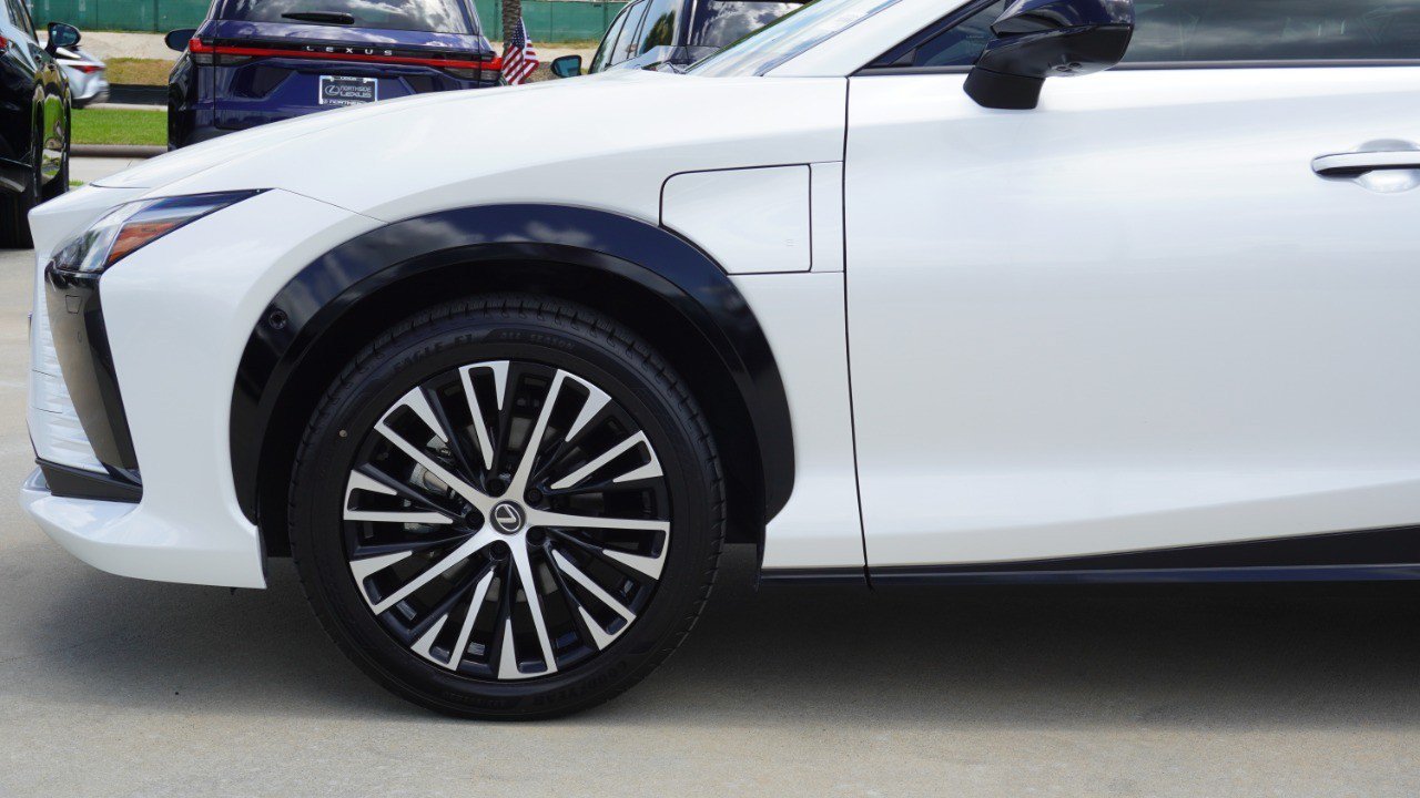 Certified 2024 Lexus RZ 450e Premium w/ Technology Package AWD/4WD image 10