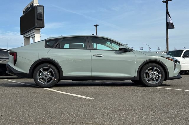New 2026 Kia K4 FWD image 3