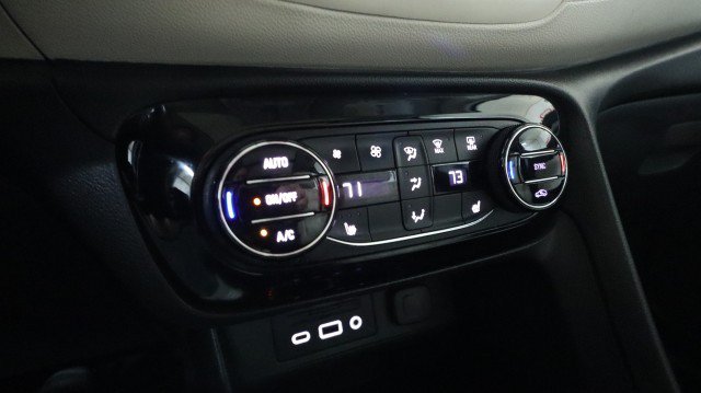 Used 2021 Buick Encore GX Select w/ Advanced Technology Package AWD/4WD image 16