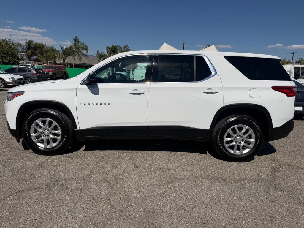 Used 2021 Chevrolet Traverse LS FWD image 10
