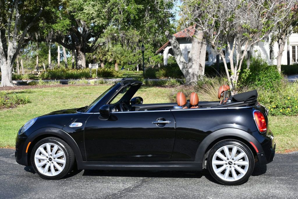 Used 2018 MINI Cooper S image 36
