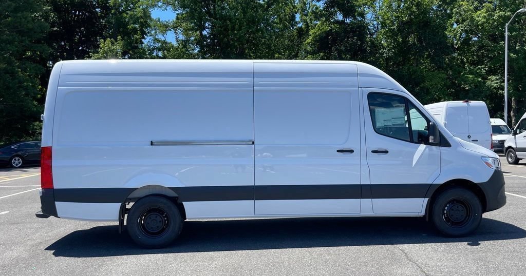 New 2026 Mercedes-Benz Sprinter 2500 image 8