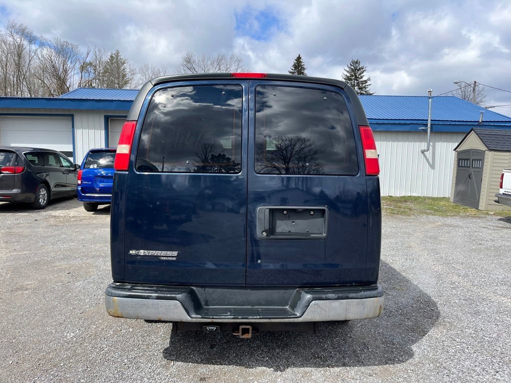 Used 2014 Chevrolet Express 2500 LT w/ LT Preferred Equipment Group RWD image 6