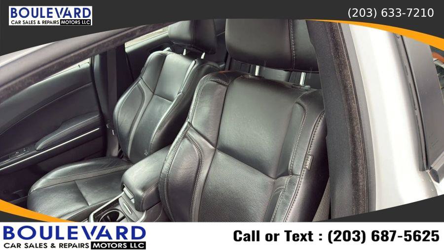 Used 2022 Dodge Charger SXT w/ Leather Interior Group RWD image 27