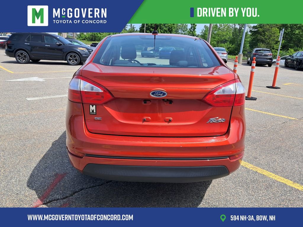 Used 2019 Ford Fiesta SE w/ Cold Weather Package FWD image 4