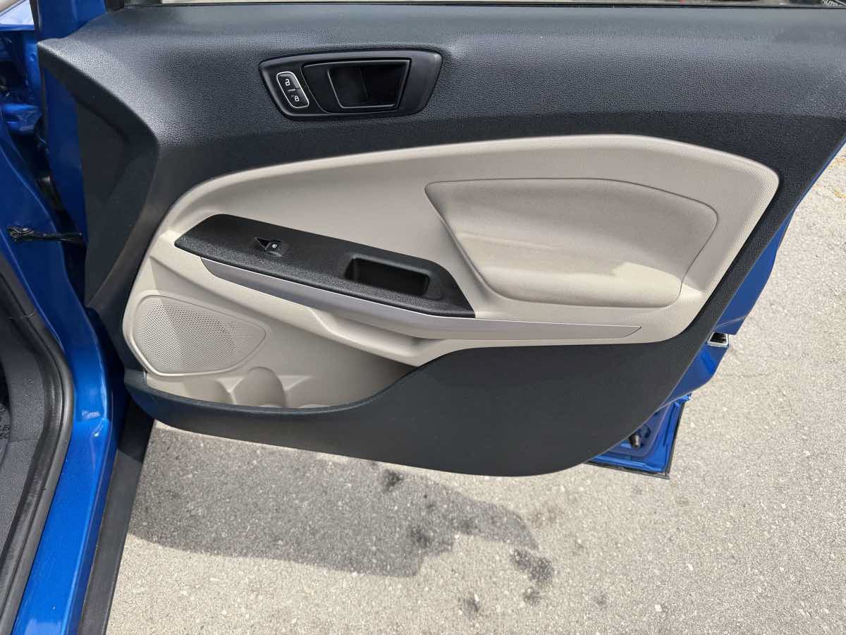 Used 2021 Ford EcoSport S FWD image 10