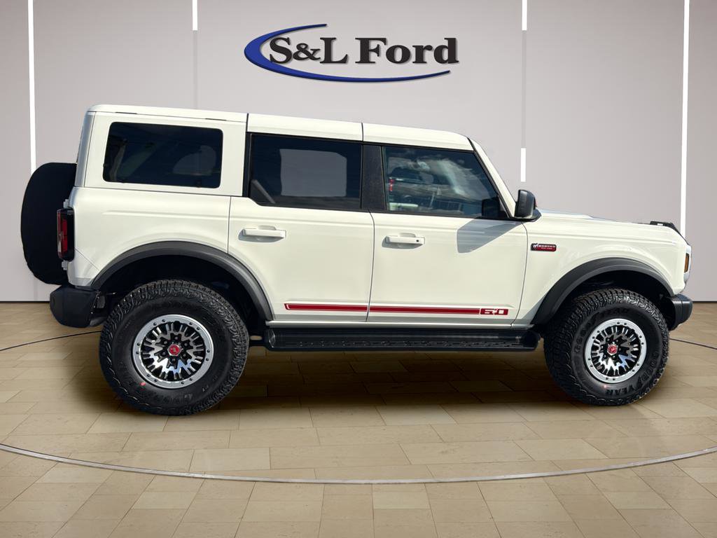 New 2026 Ford Bronco Outer Banks AWD/4WD image 9
