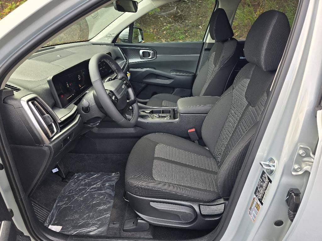 New 2026 Kia Sorento LX FWD image 5