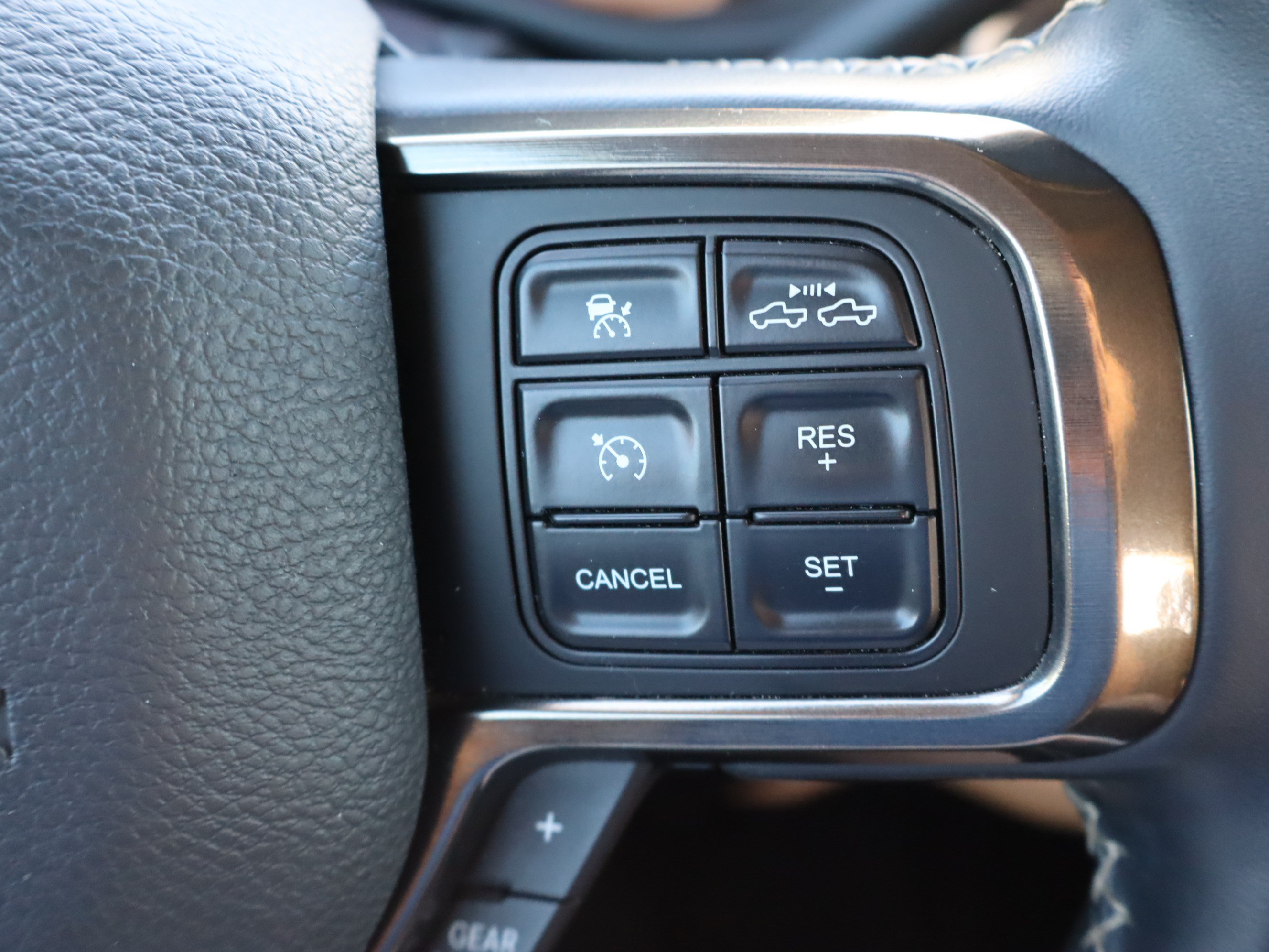 Used 2021 RAM 2500 Limited AWD/4WD image 26