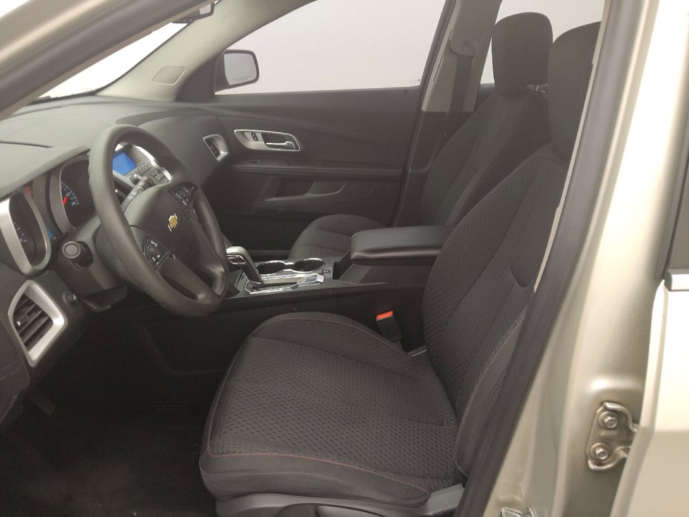 Used 2015 Chevrolet Equinox LS image 17