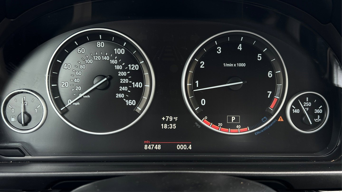 Used 2012 BMW 550i xDrive Sedan AWD/4WD image 13