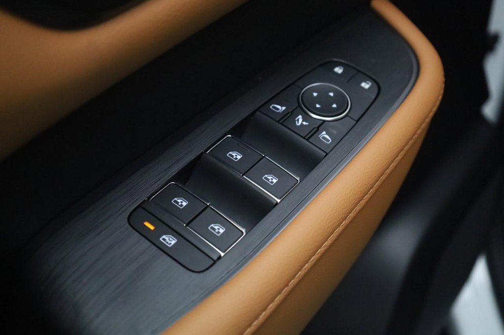 New 2026 Nissan Armada Platinum Reserve image 11