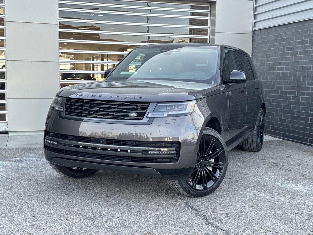 New 2026 Land Rover Range Rover Long Wheelbase SE