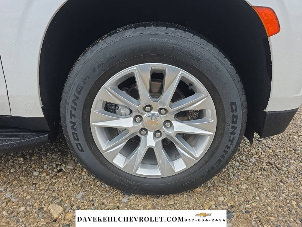 Used 2024 Chevrolet Suburban Premier AWD/4WD image 45
