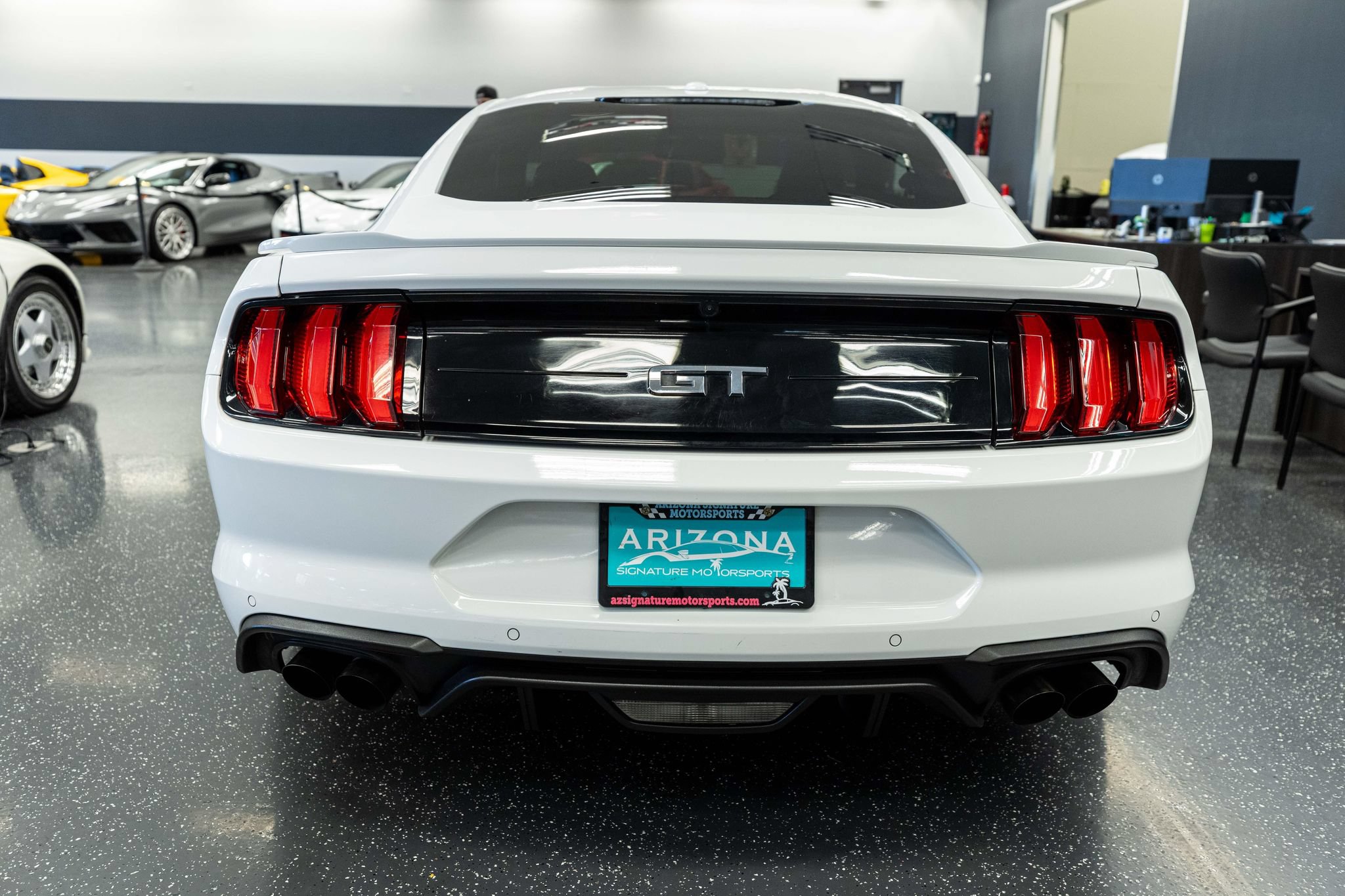 Used 2018 Ford Mustang GT Premium RWD image 6