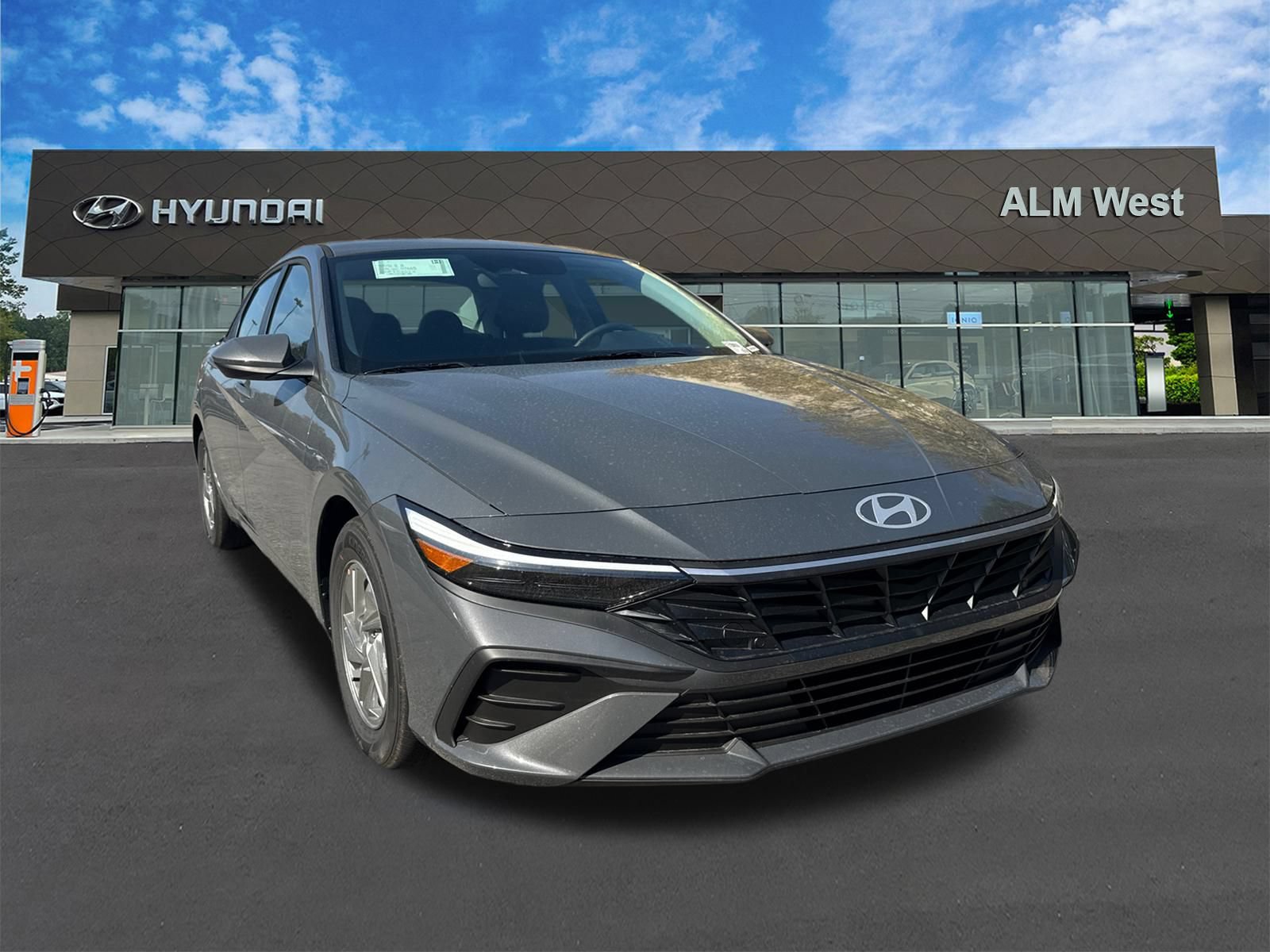New 2026 Hyundai Elantra SE FWD image 4