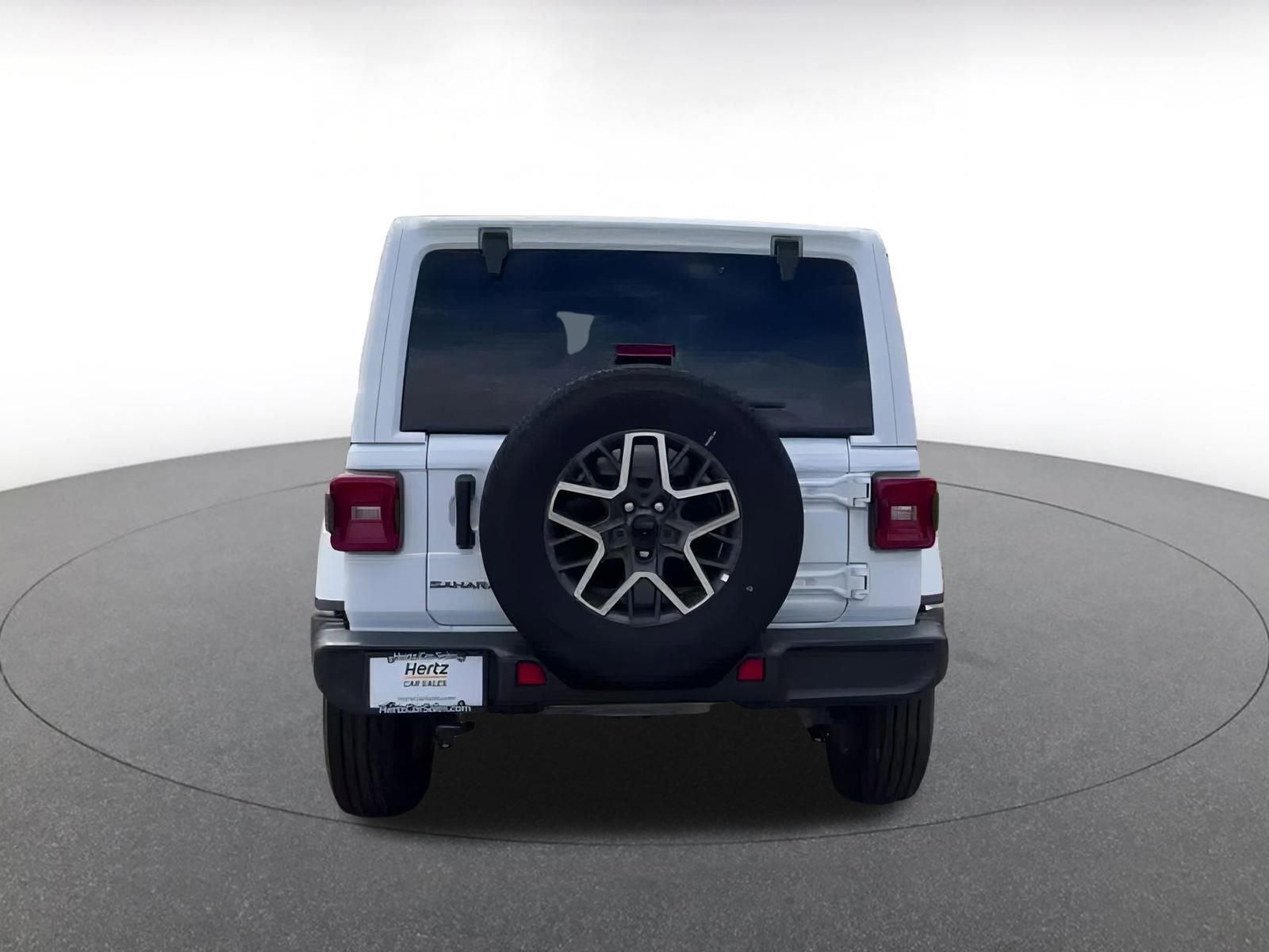 Used 2025 Jeep Wrangler Sahara image 11