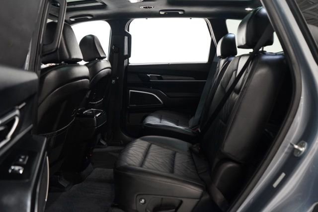 Used 2023 Kia Telluride SX Prestige X-Pro AWD/4WD image 35