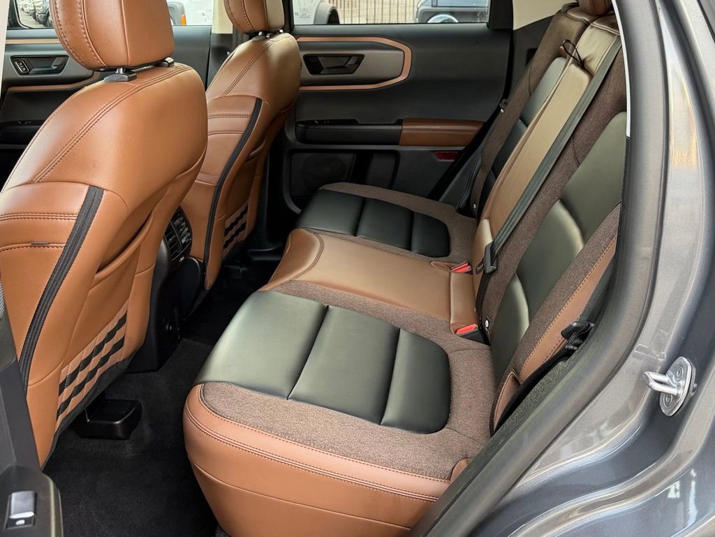 Certified 2025 Ford Bronco Sport Outer Banks w/ Outer Banks Tech Package+ AWD/4WD image 29