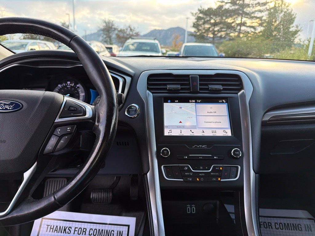 Used 2019 Ford Fusion SEL FWD image 31