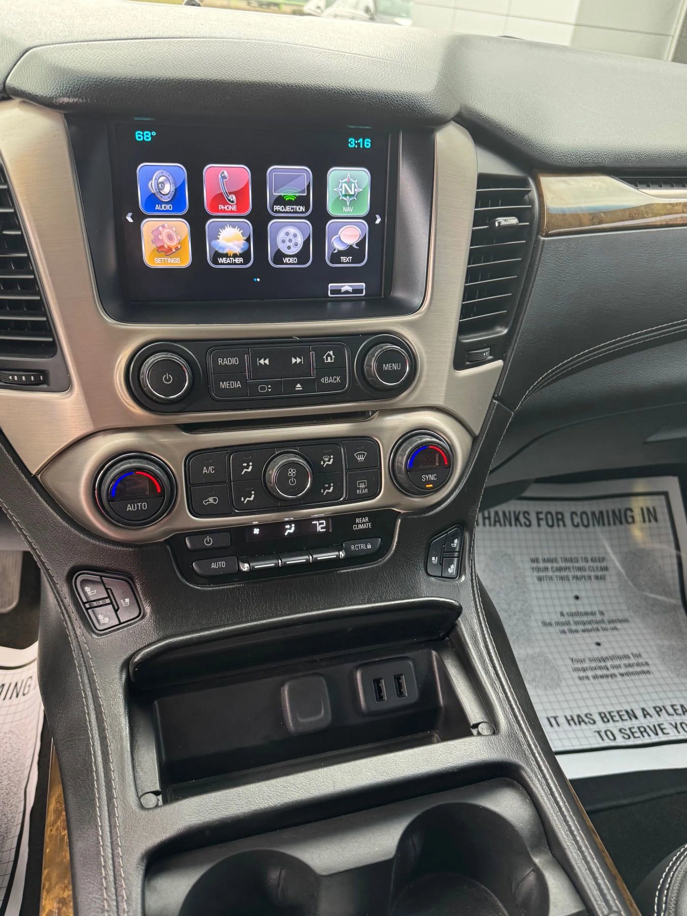 Used 2017 GMC Yukon Denali w/ Open Road Package image 7