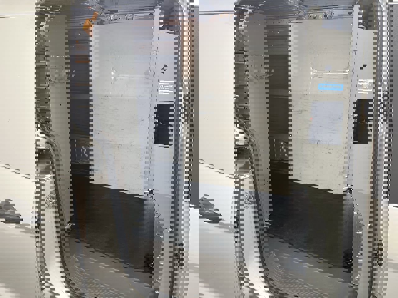 Used 2020 Ford Transit Connect XL image 9