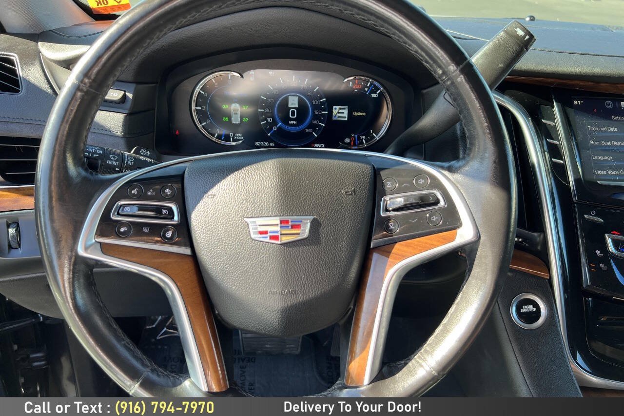 Used 2017 Cadillac Escalade ESV Premium Luxury AWD/4WD image 30