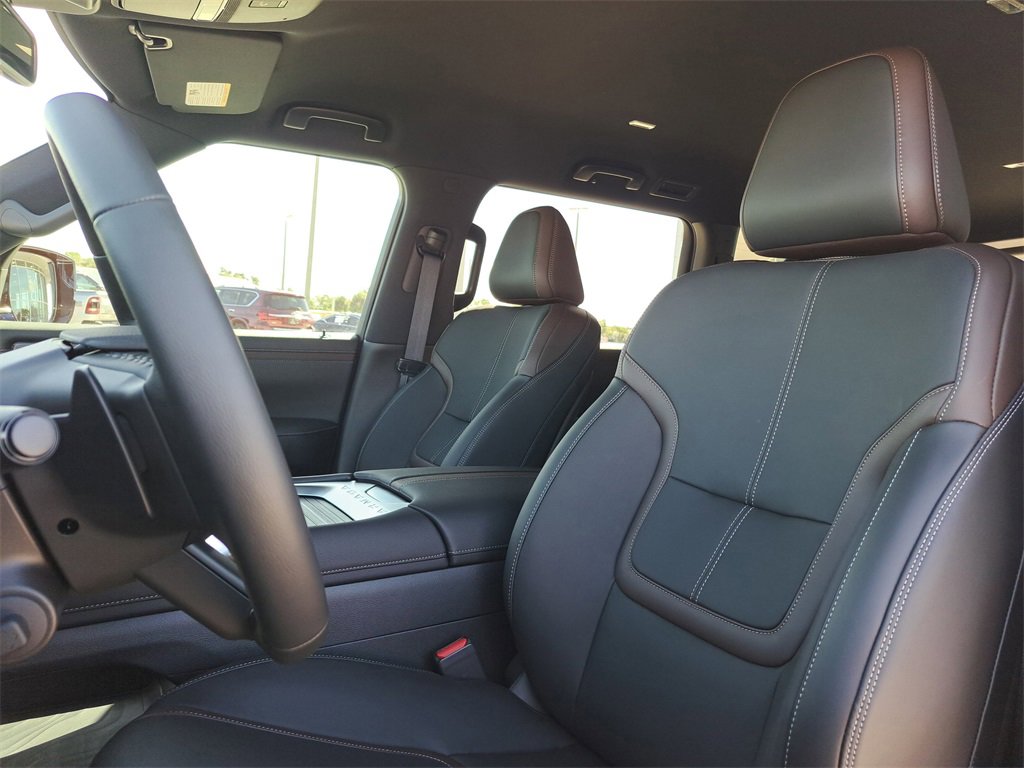 New 2026 Nissan Armada SL image 9