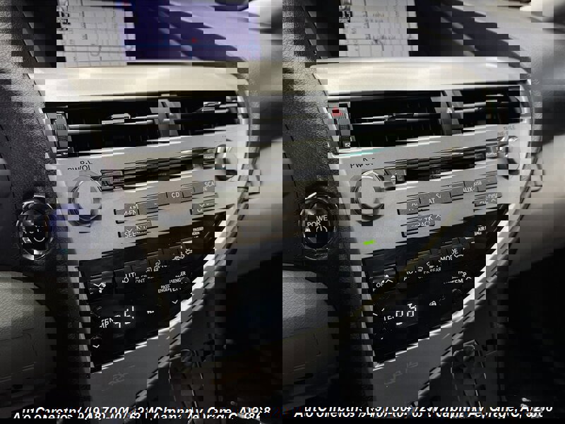 Used 2011 Lexus RX 450h 2WD image 16