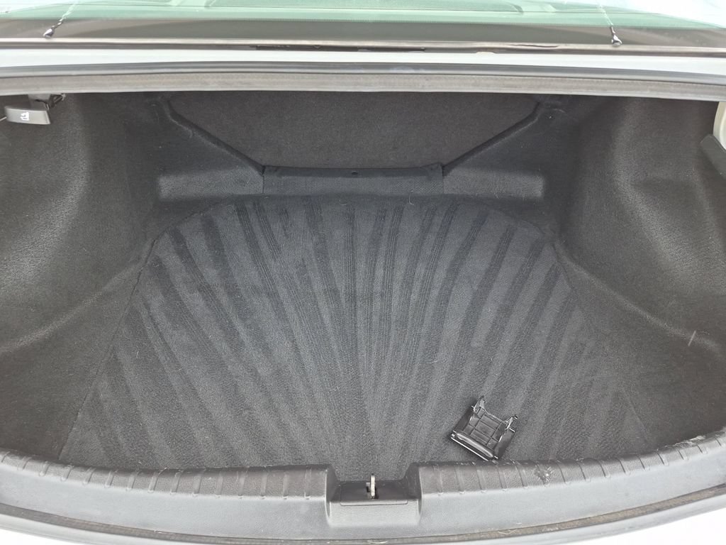 Used 2015 Acura ILX w/ Technology Package FWD image 40