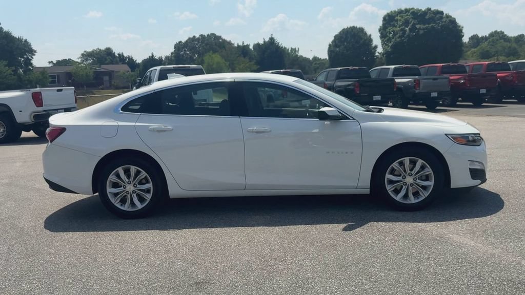 Certified 2022 Chevrolet Malibu LT FWD image 9