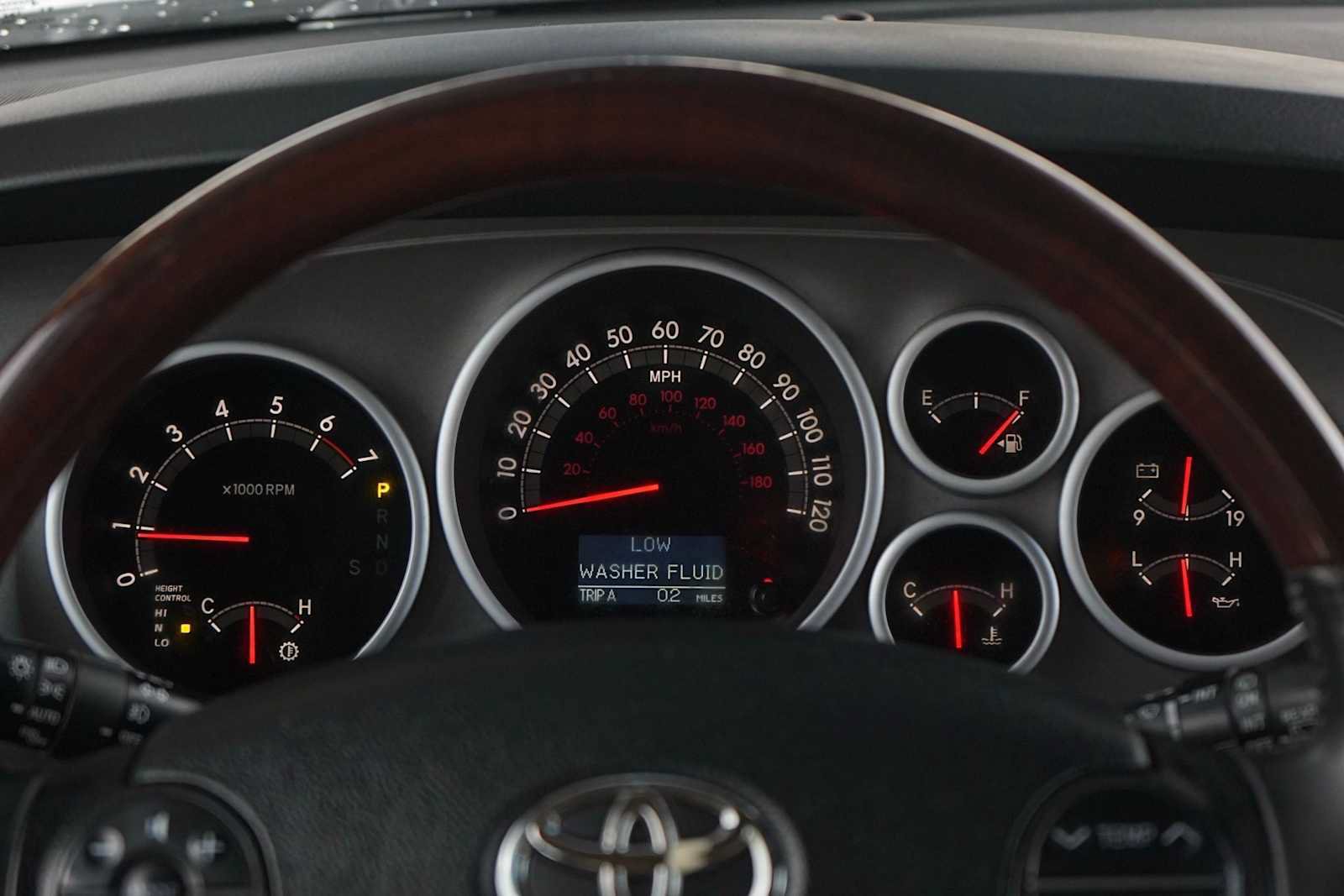 Used 2013 Toyota Sequoia Platinum RWD image 21