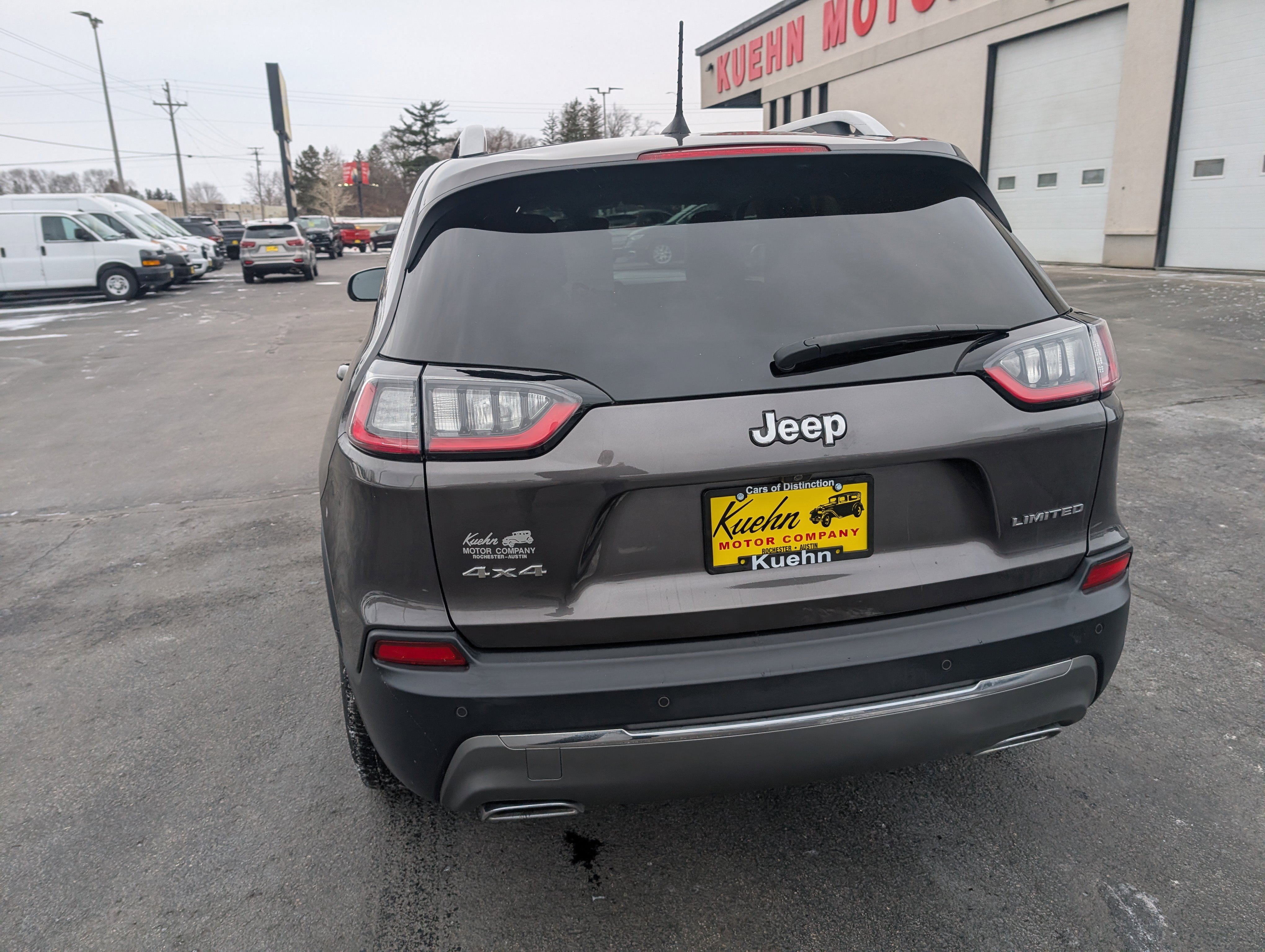 Used 2019 Jeep Cherokee Limited image 7