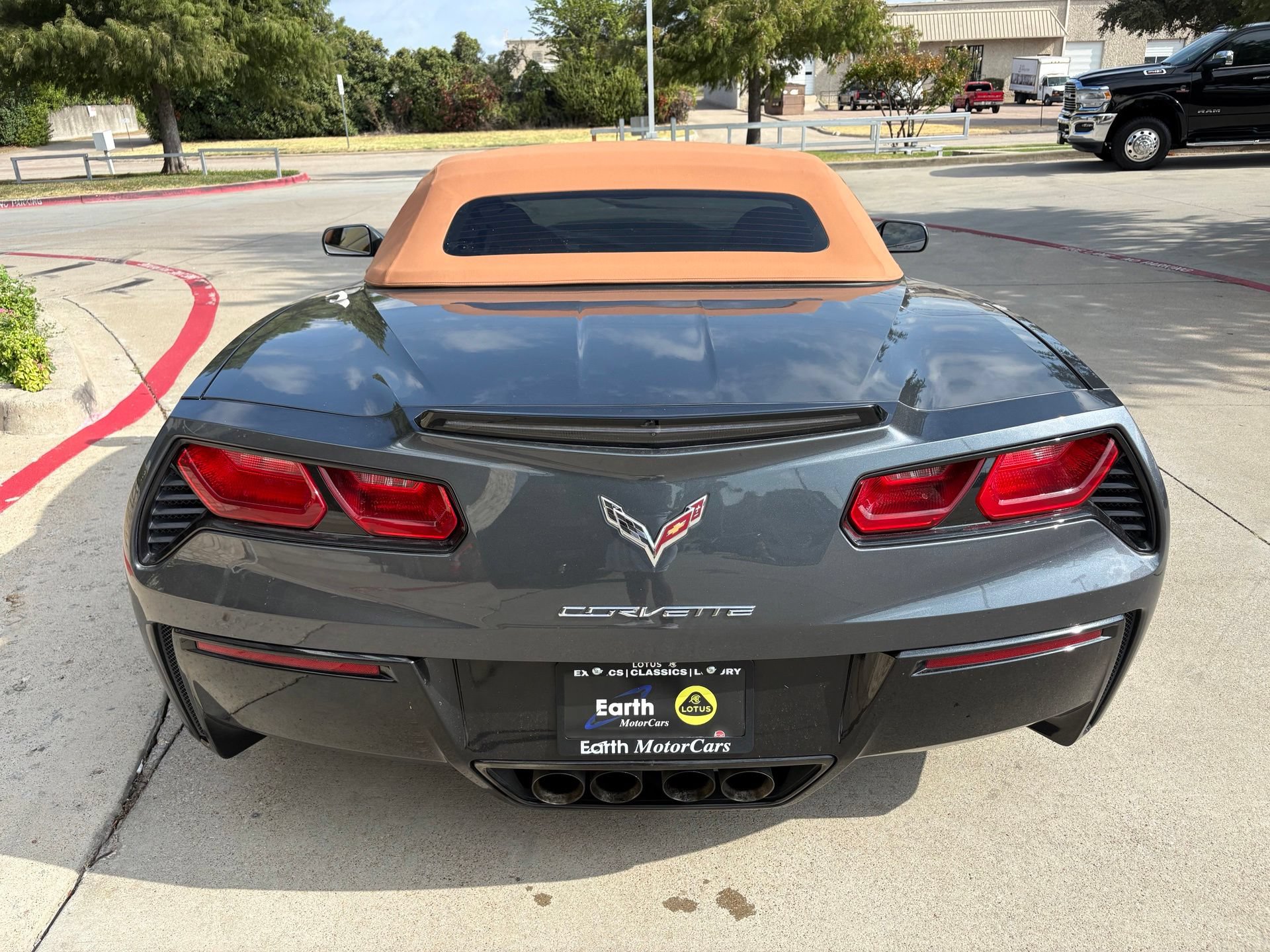 Used 2014 Chevrolet Corvette Stingray Convertible w/ 2LT Preferred Equipment Group RWD image 5