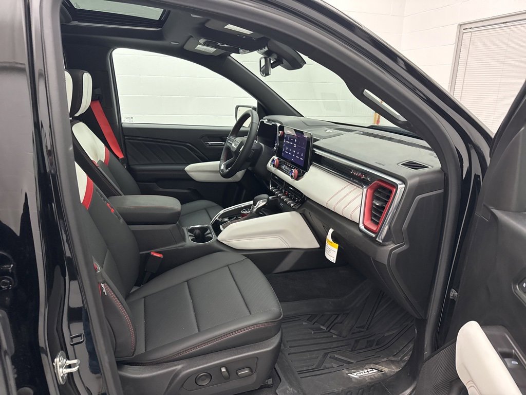 New 2025 GMC Canyon AT4 w/ AT4X Package image 57