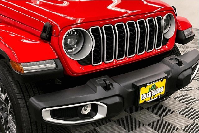 Used 2026 Jeep Wrangler Unlimited Sahara AWD/4WD image 34